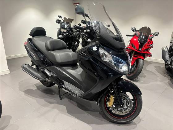 DAFRA MAXSYM 400i 